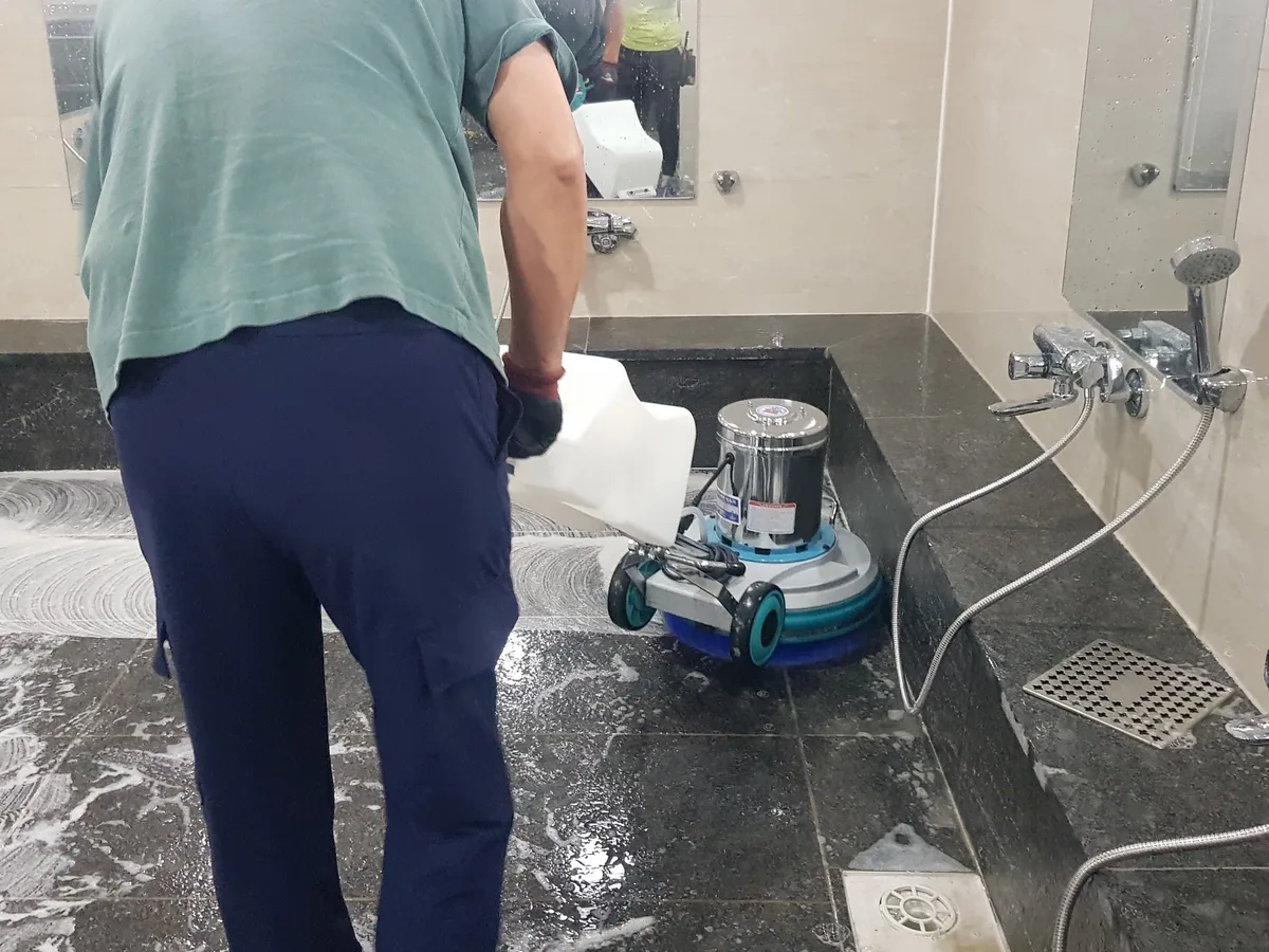 달성군 다사읍 찜질방 수전·샤워기 건식 사우나 위생청소 사례 - 행진크린