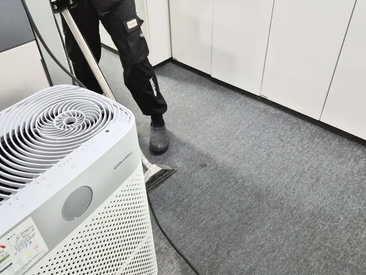 서구 원대동2가 사업장 로비·복도 카페트 바닥 위생청소 사례 - 행진크린